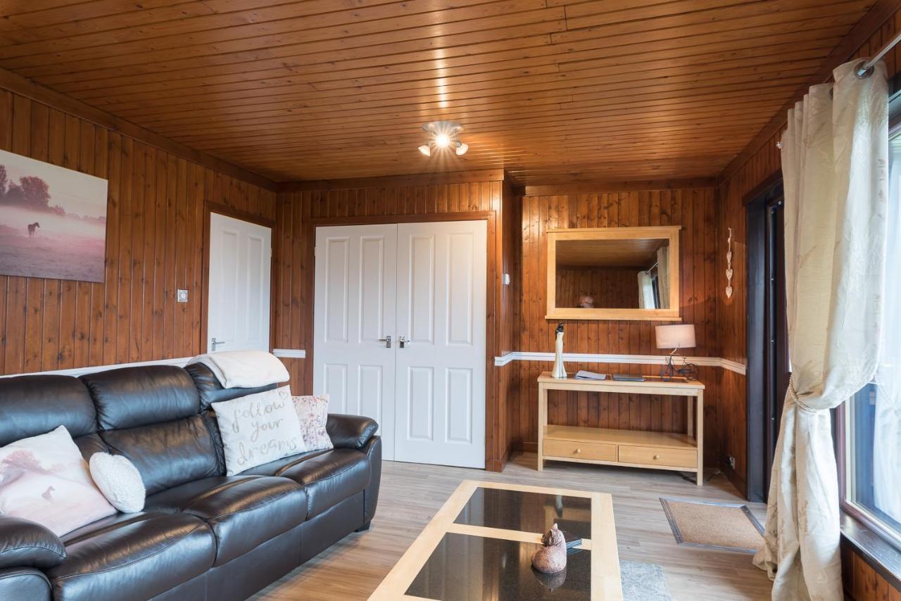 Bluebell Lodge 9 With Hot Tub Newton Stewart Zewnętrze zdjęcie