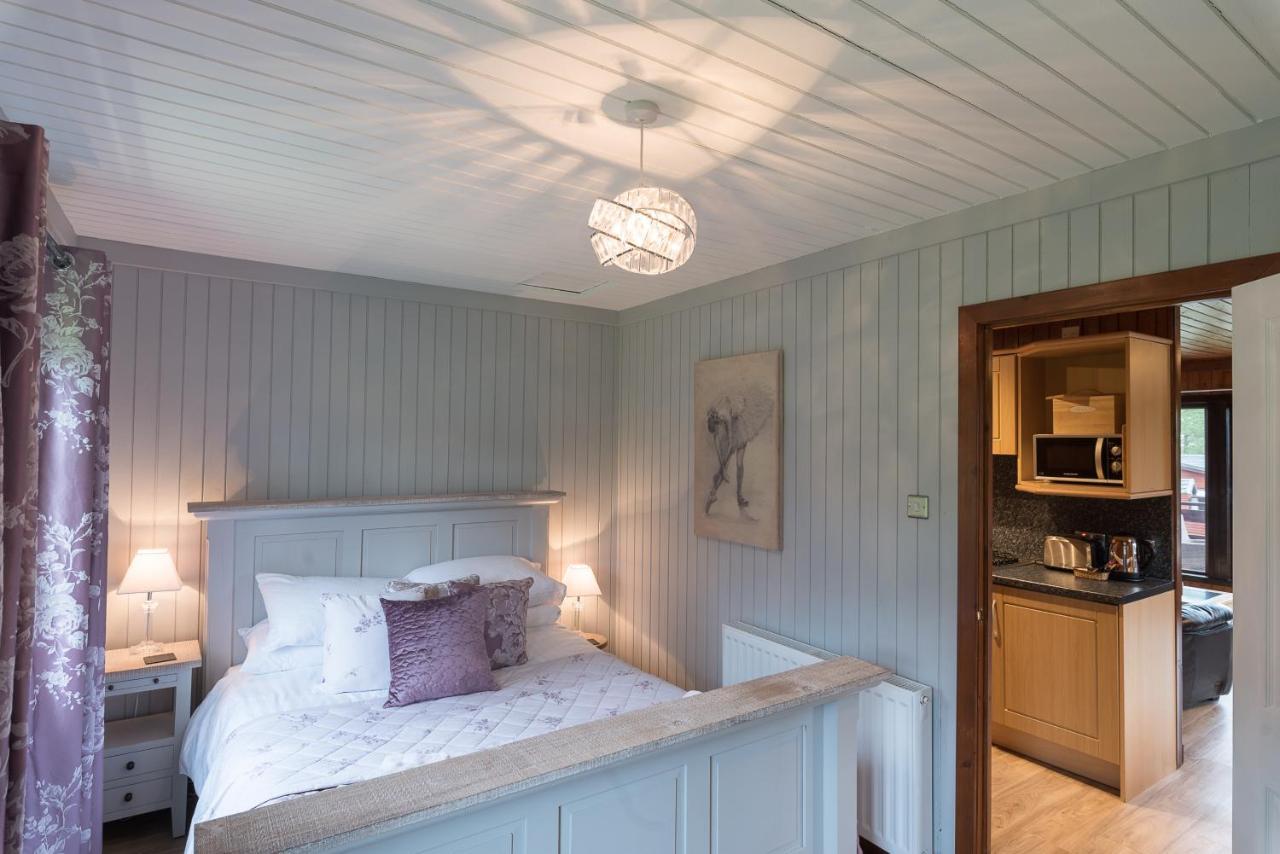 Bluebell Lodge 9 With Hot Tub Newton Stewart Zewnętrze zdjęcie