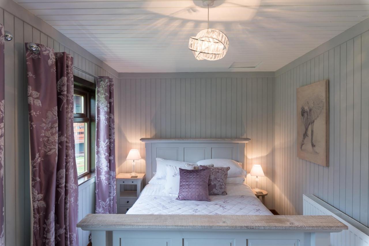 Bluebell Lodge 9 With Hot Tub Newton Stewart Zewnętrze zdjęcie